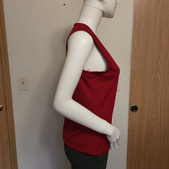 Burgundy athletic works‎ tank top size large - Picture 6 of 9
